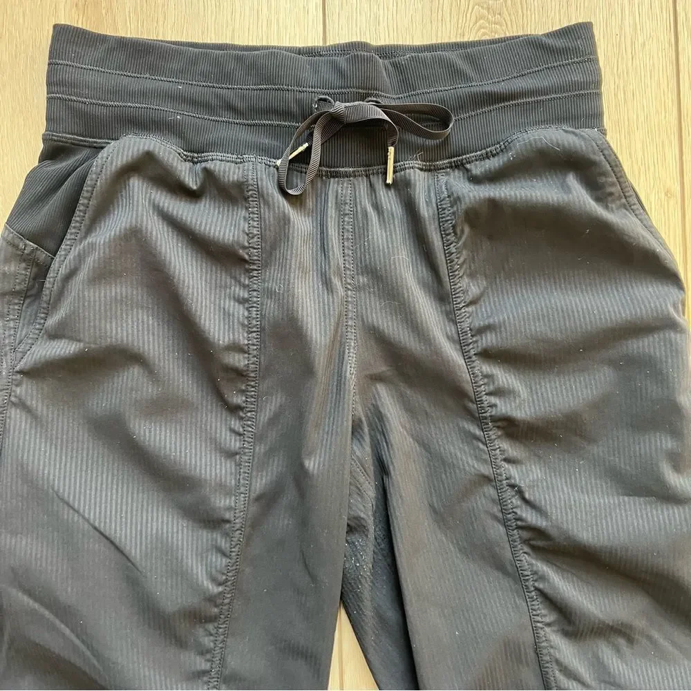 Lululemon Dance Studio Mid-Rise Jogger Black Size 4